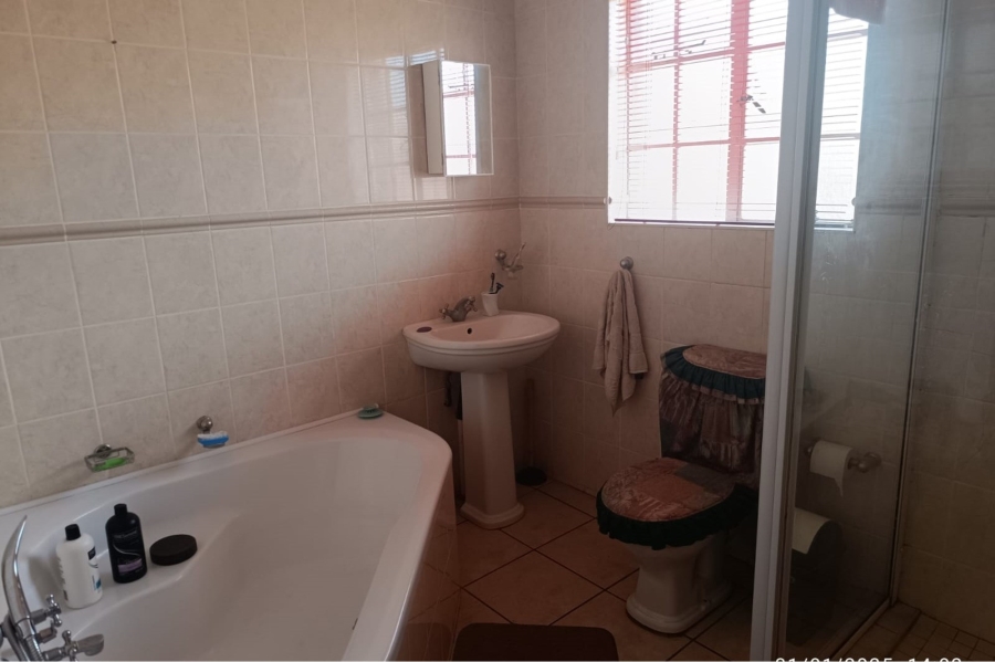 3 Bedroom Property for Sale in Doringkruin North West